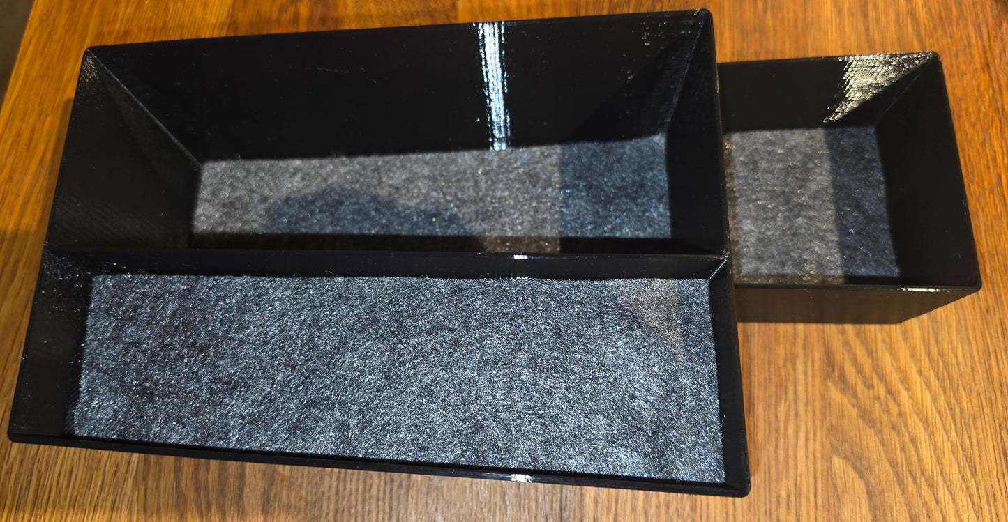 Fisker Ocean Center Console Organizer. For Oceans with the steering wheel on the RIGHT side. (UK Oceans)